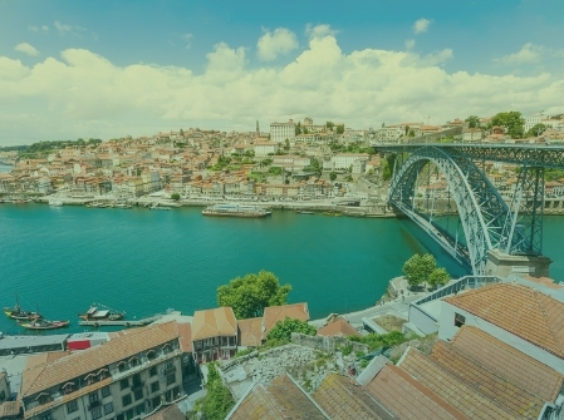5 x met de huurauto Porto en omgeving verkennen