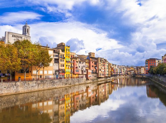 5x  op pad met de huurauto in verrassend Catalonië