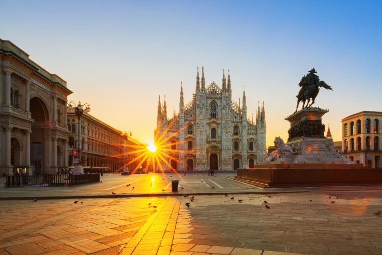 view-of-duomo-at-sunrise-2
