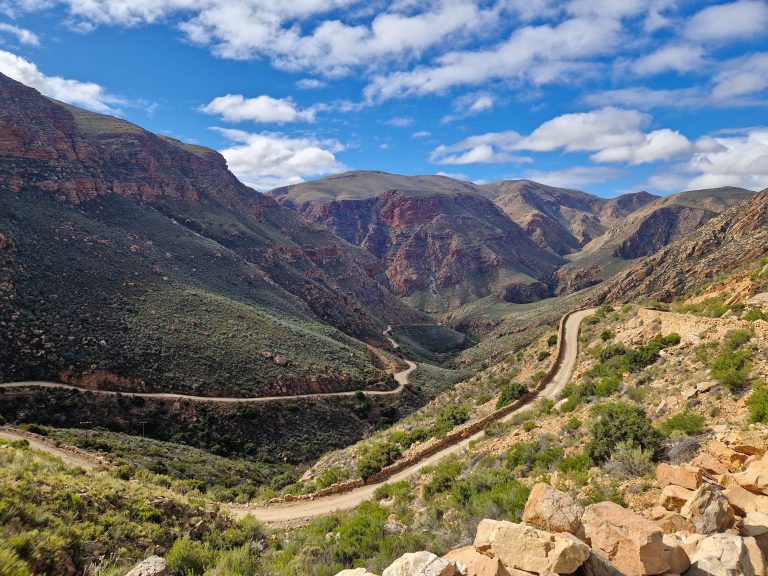 2-de-kronkelende-wegen-van-swartberg-pass-2